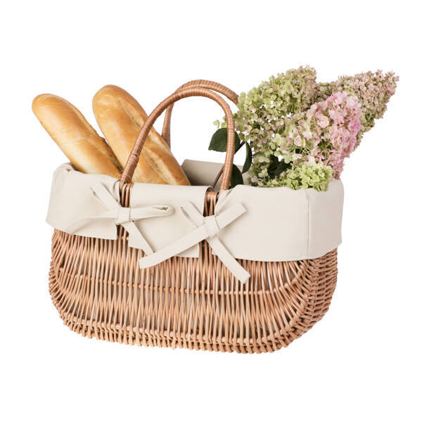 Everyday Style Lined Wicker Basket for