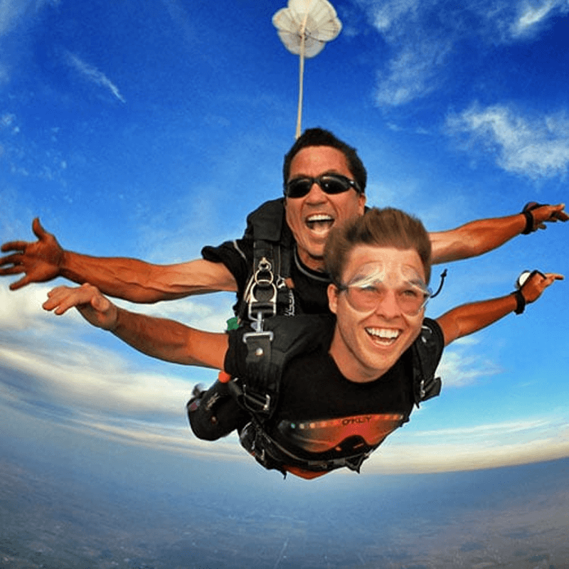 Tandem Skydiving - Chicago