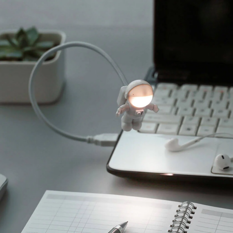 Astronaut USB Night Light for