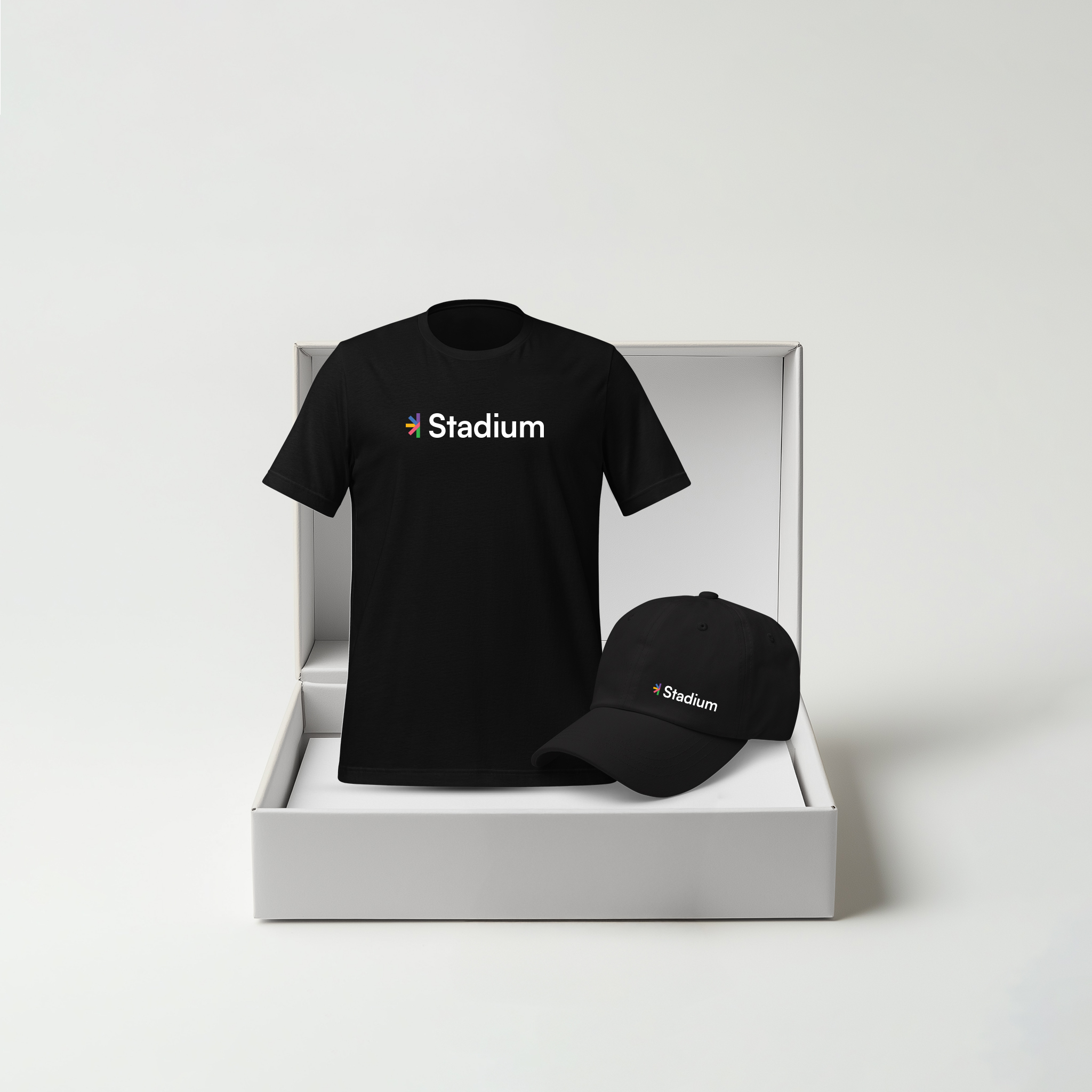 Black Shirt / Black Cap